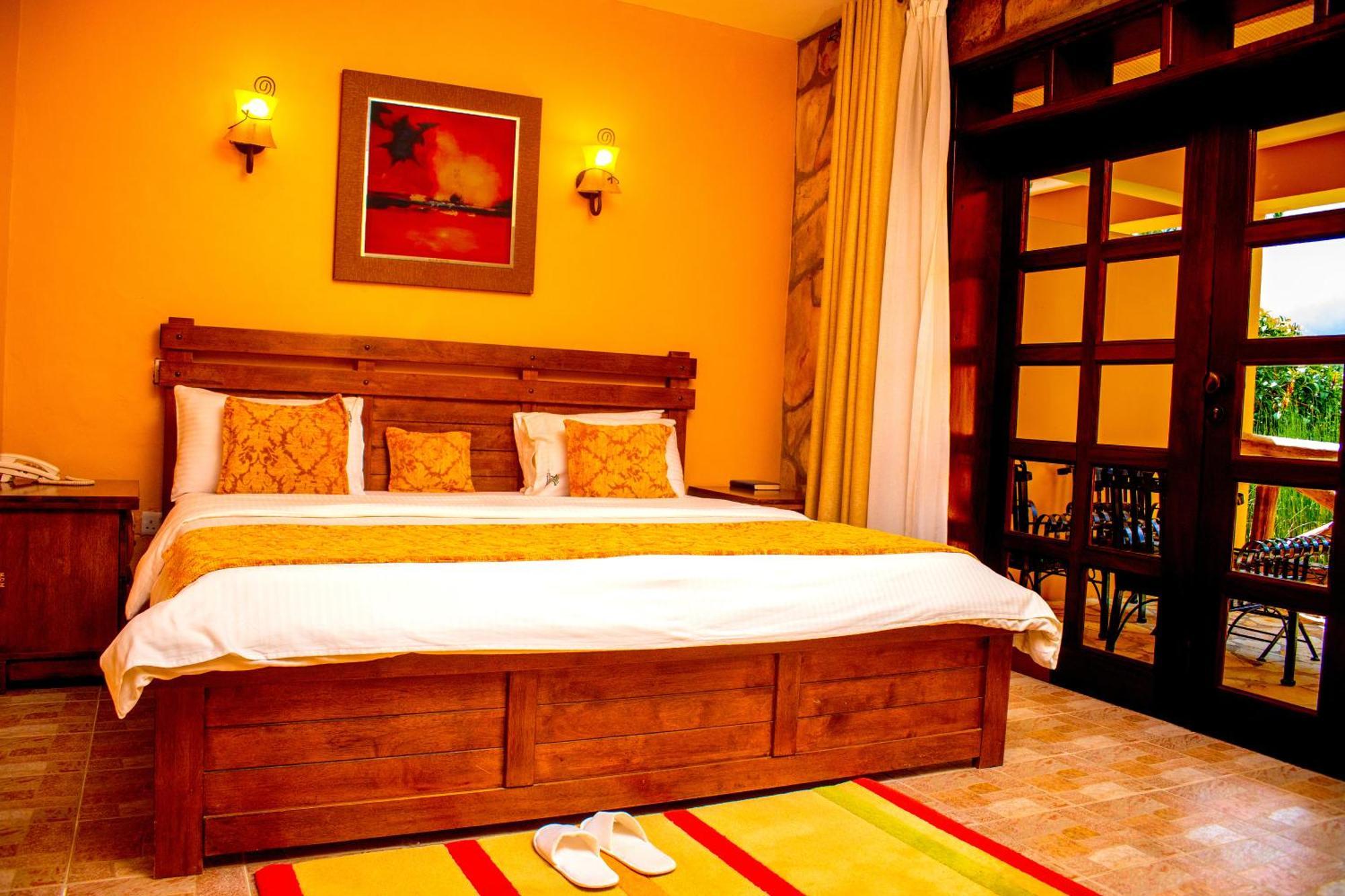 Mountains Of The Moon Hotel Fort Portal Exteriér fotografie